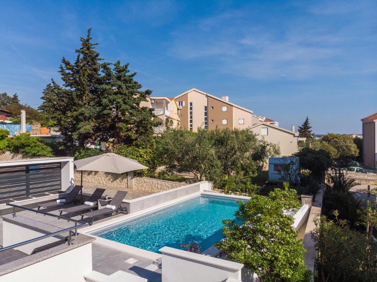 Summer Breeze Pool Apartments 노바야 외부 사진