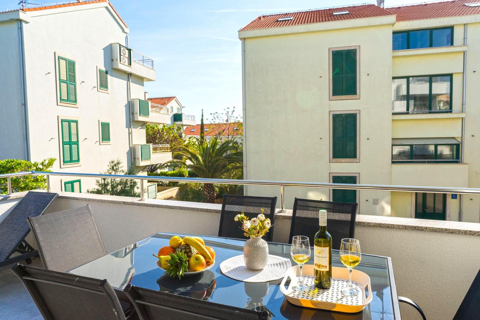 Summer Breeze Pool Apartments 노바야 객실 사진